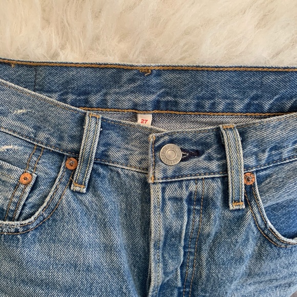 Levi’s Distressed Denim Skirt - Picture 3 of 4